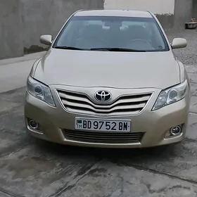 Toyota Camry 2010