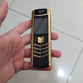 Vertu V10