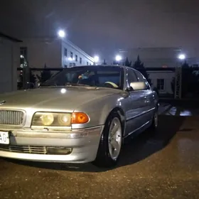 BMW 740 1995