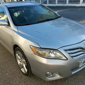 Toyota Camry 2010