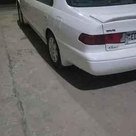 Toyota Camry 2001