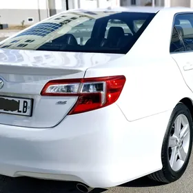 Toyota Camry 2012