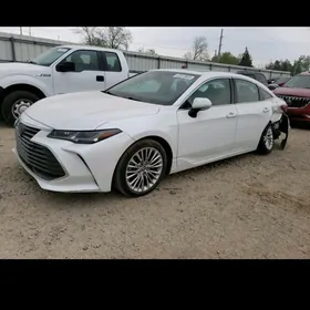 Toyota Avalon 2019