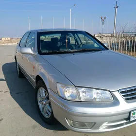 Toyota Camry 2001