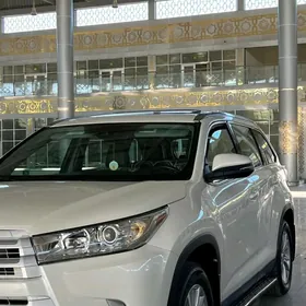 Toyota Highlander 2019