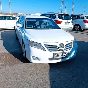 Toyota Camry 2010