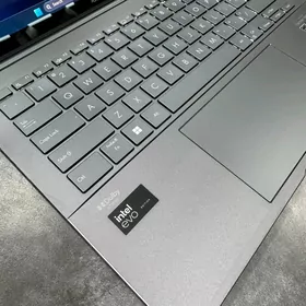 Asus Zenbook Ultra716RAM