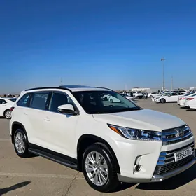 Toyota Highlander 2019