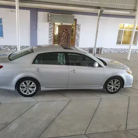 Toyota Avalon 2011