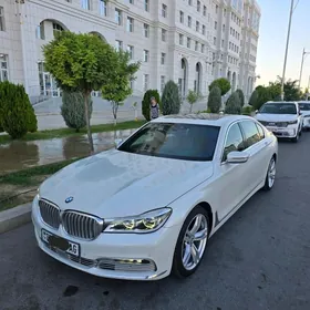 BMW 740 2017