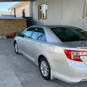 Toyota Camry 2013