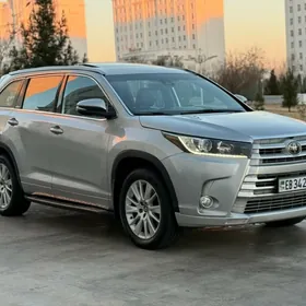 Toyota Highlander 2017