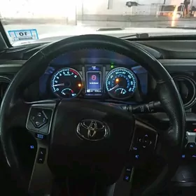 Toyota Tacoma 2019