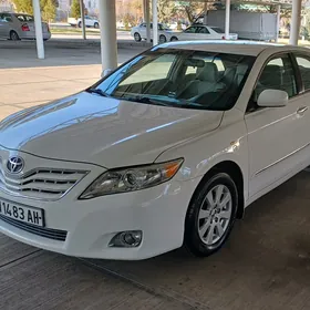 Toyota Camry 2011