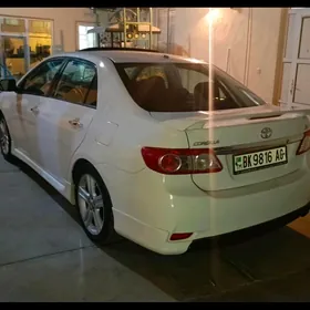 Toyota Corolla 2012