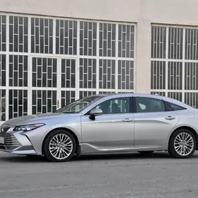 Toyota Avalon 2019