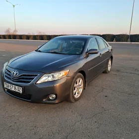 Toyota Camry 2011