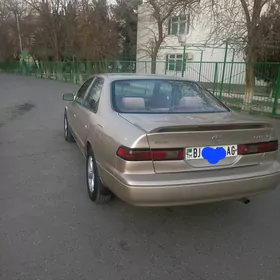 Toyota Camry 1997