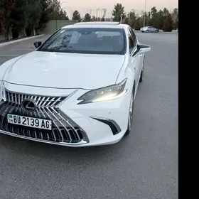 Lexus ES 350 2023