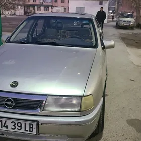 Opel Vectra 1989