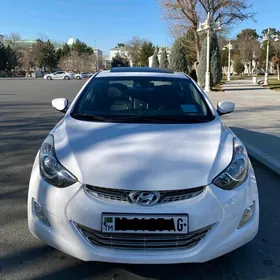 Hyundai Elantra 2012