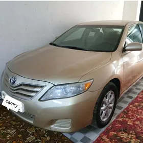 Toyota Camry 2011