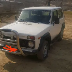 Lada Niva 2004