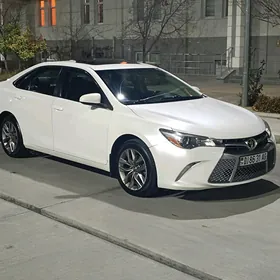 Toyota Camry 2016