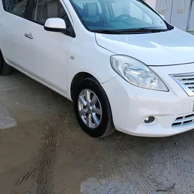 Nissan Sunny 2013