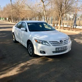 Toyota Camry 2010