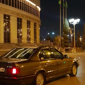 BMW 525 1992