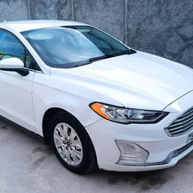 Ford Fusion 2019