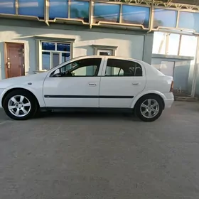 Opel Astra 2003