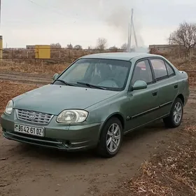 Hyundai Accent 2004