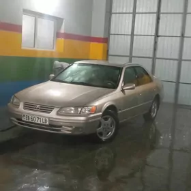 Toyota Camry 1997