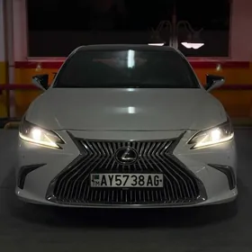 Lexus ES 350 2019