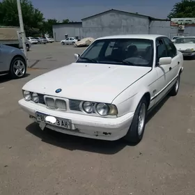 BMW 525 1992