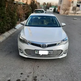 Toyota Avalon 2013