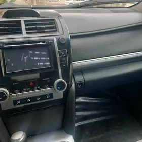 Toyota Camry 2013