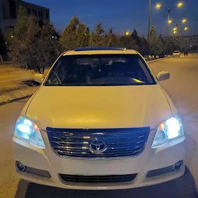 Toyota Avalon 2005