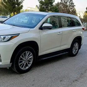 Toyota Highlander 2019