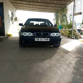 BMW E39 1998