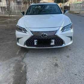 Lexus ES 350 2020