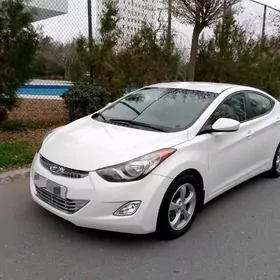 Hyundai Elantra 2013