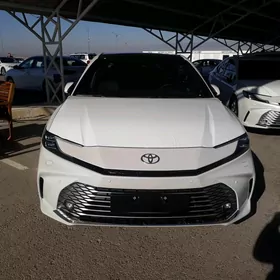 Toyota Camry 2024