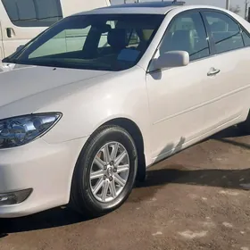 Toyota Camry 2004