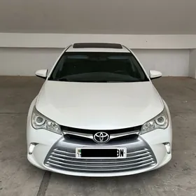 Toyota Camry 2017