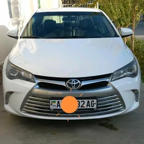 Toyota Camry 2017