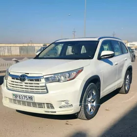 Toyota Highlander 2016