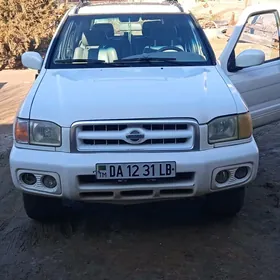 Nissan Pathfinder 1999